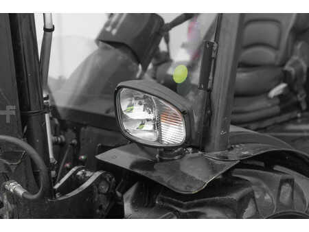 Dieseltrukki 2023  Manitou MC 30-4 D (12)