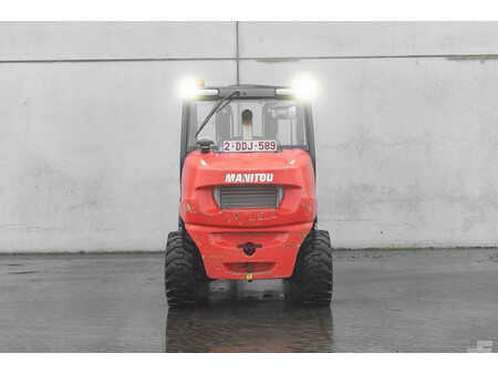 Dieseltrukki 2023  Manitou MC 30-4 D (6)