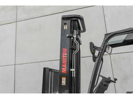 Wózki widłowe diesel 2023  Manitou MI 30 D (10)