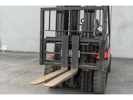 Wózki widłowe diesel 2023  Manitou MI 30 D (8)