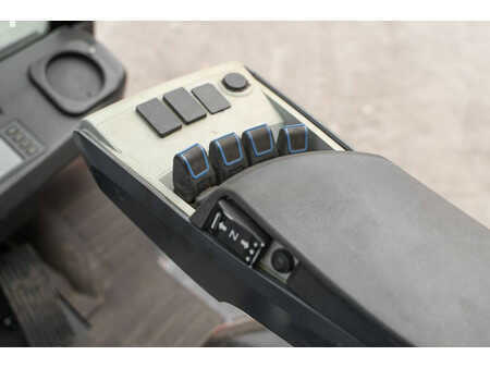 Wózki widłowe diesel 2023  Manitou MI 30 D (18)