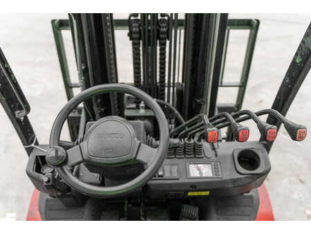 Wózki widłowe diesel 2023  Manitou MI 35 D (12)