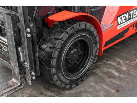 Wózki widłowe diesel 2023  Manitou MI 35 D (10)