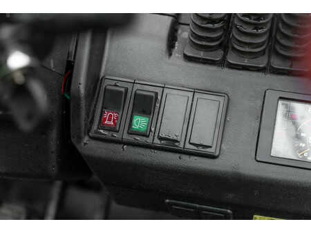 Wózki widłowe diesel 2023  Manitou MI 35 D (14)