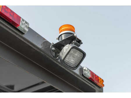 Chariots électriques à 4 roues 2023  Manitou ME 430 (12)