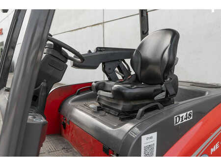 Chariots électriques à 4 roues 2023  Manitou ME 430 (13)