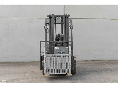 Chariots électriques à 4 roues 2023  Manitou ME 430 (2)