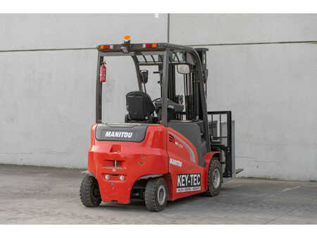 Chariots électriques à 4 roues 2023  Manitou ME 430 (5)