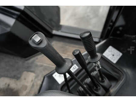 Carrelli elevatori diesel 2023  Manitou M 30-4 (22)