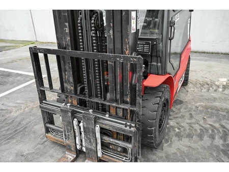 Carrelli elevatori diesel 2022  Manitou MI 25 D (8)