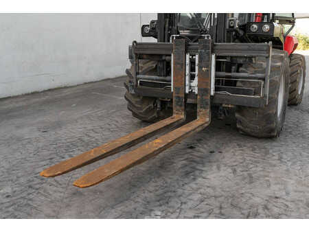 Wózki widłowe diesel 2023  Manitou M 50-4 (8)