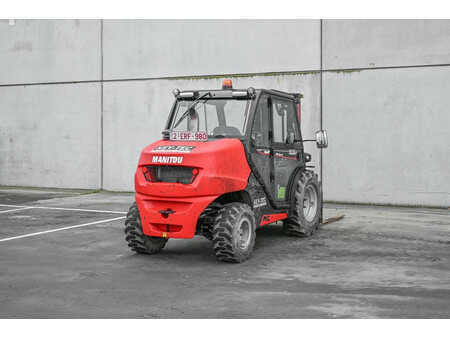 Carrelli elevatori diesel 2023  Manitou MC 25-4 (4)