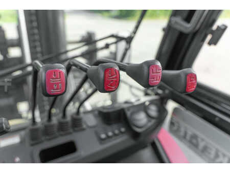 Empilhador diesel 2024  Manitou MI 80 (13)