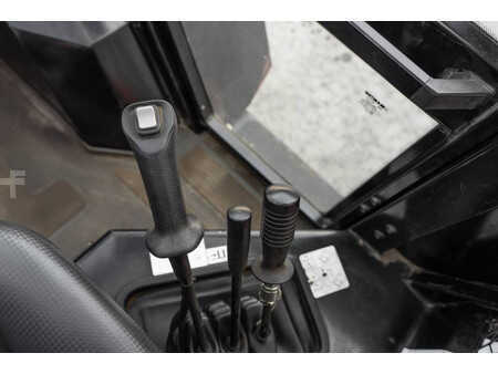 Carrelli elevatori diesel 2024  Manitou M 30-4 (22)