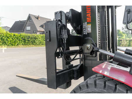 Empilhador diesel 2024  Manitou MI 80 (9)