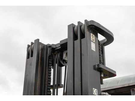 Chariots électriques à 4 roues 2023  Manitou ME 435 (10)