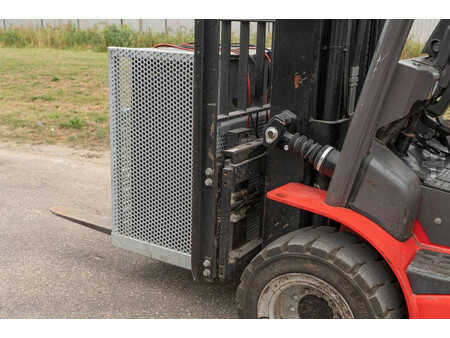 Chariots électriques à 4 roues 2023  Manitou ME 435 (9)
