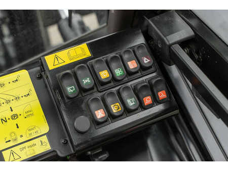 Wózki widłowe diesel 2024  Manitou M 50-4 (15)