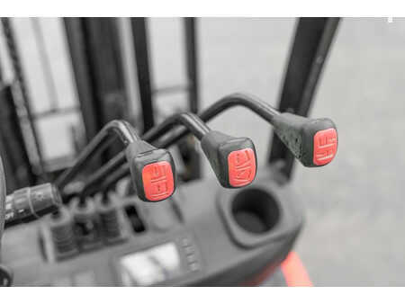 Wózki widłowe diesel 2024  Manitou MI 30 D (12)