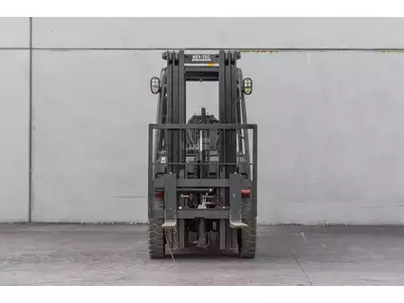 Carretilla elevadora diésel 2022  Manitou MI 25 D (2)