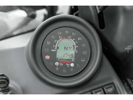 Dieseltrukki 2024  Manitou MC 30-4 (14)