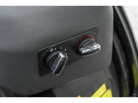 Carrelli elevatori diesel 2024  Manitou MC 25-4 (19)