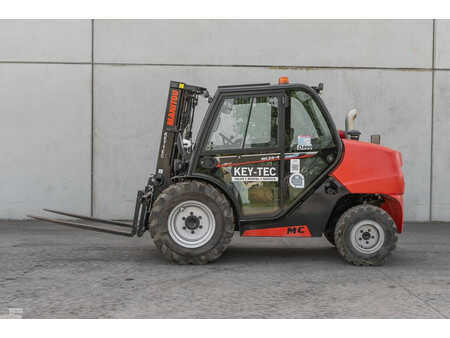 Carrelli elevatori diesel 2024  Manitou MC 25-4 (4)