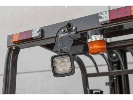 Elektro tříkolové VZV 2024  Manitou ME 316 (13)