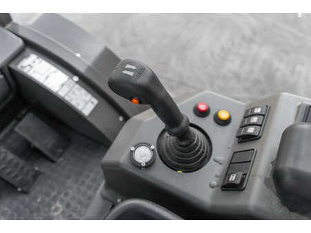 Empilhador diesel 2024  Ausa C 251 H x4 (19)