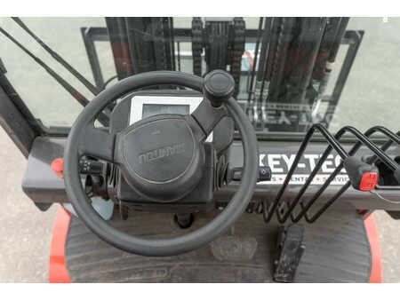 Chariots électriques à 4 roues 2024  Manitou ME 450 (16)