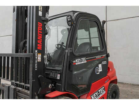 Wózki widłowe diesel 2024  Manitou MI 30 D (13)