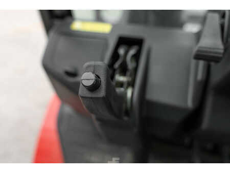 Wózki widłowe diesel 2024  Manitou MI 30 D (18)