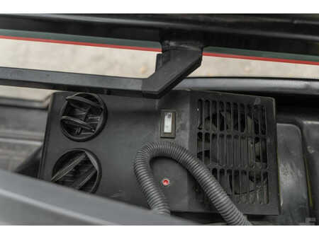 Wózki widłowe diesel 2024  Manitou MI 30 D (19)