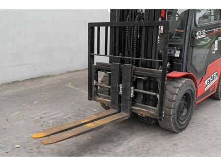 Wózki widłowe diesel 2024  Manitou MI 30 D (8)