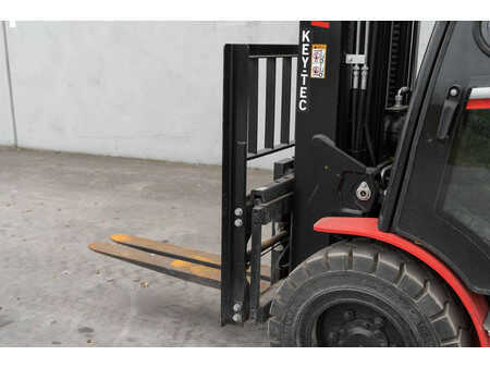 Wózki widłowe diesel 2024  Manitou MI 30 D (9)