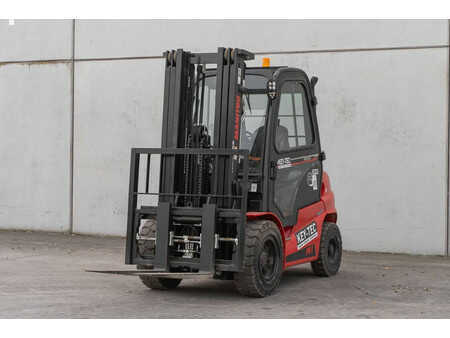 Wózki widłowe diesel 2024  Manitou MI 30 D (1)