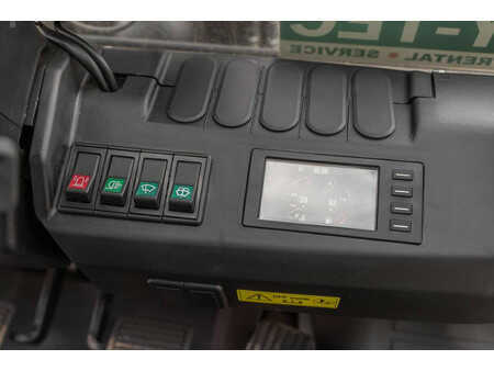 Wózki widłowe diesel 2024  Manitou MI 30 D (17)