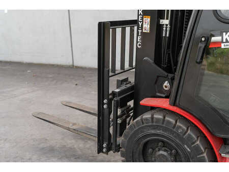 Wózki widłowe diesel 2024  Manitou MI 30 D (9)