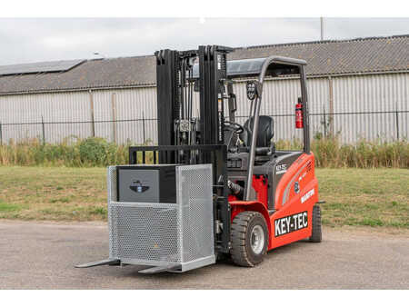 Chariots électriques à 4 roues 2023  Manitou ME 430 (1)