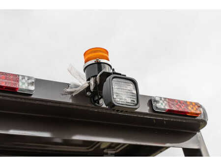 Chariots électriques à 4 roues 2023  Manitou ME 430 (13)