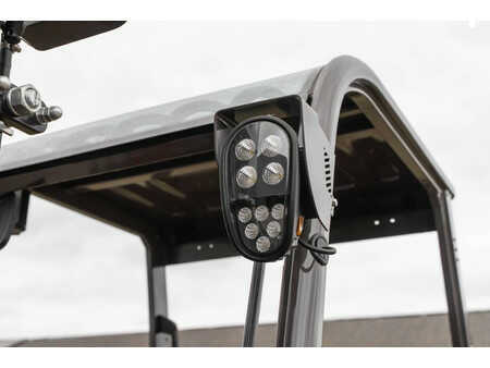 Chariots électriques à 4 roues 2023  Manitou ME 435 (12)