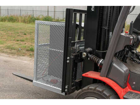 Chariots électriques à 4 roues 2023  Manitou ME 435 (9)