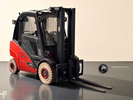 Empilhador a gás 2019 Linde H 30 T EVO (1)