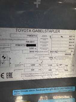 Eléctrico - 3 rodas 2021 Toyota 7FBEST13 (3)