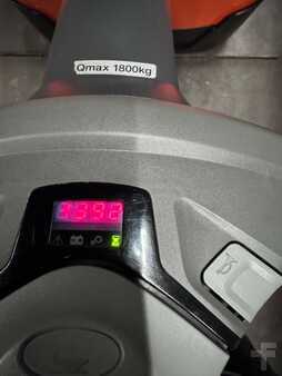 Elektromos emelőkocsik 2018  Toyota LWE 180 (2)