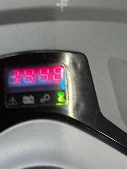 Pallet Stackers 2016  Toyota SWE 120 L (2)