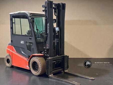 Elektromos 4 kerekű 2016  Toyota 8FBMT50 (1)