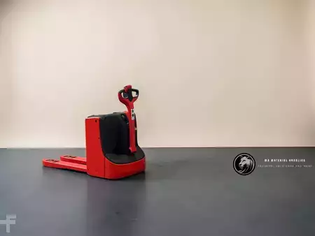 Niederhubwagen 2019  Linde T 20 (1)