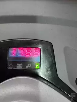 Elektromos emelőkocsik 2019  Toyota LWE 160 ION (2)