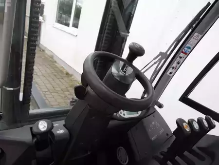 Elektro 4 Rad 2013  Still RX60-50/600 (6)